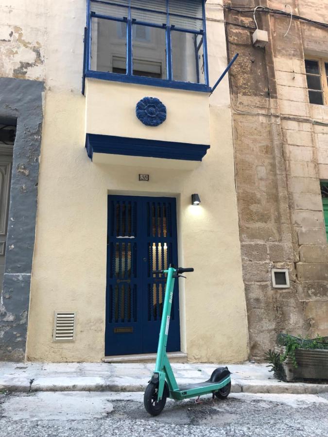 شقة Floriana Cosy Townhouse المظهر الخارجي الصورة